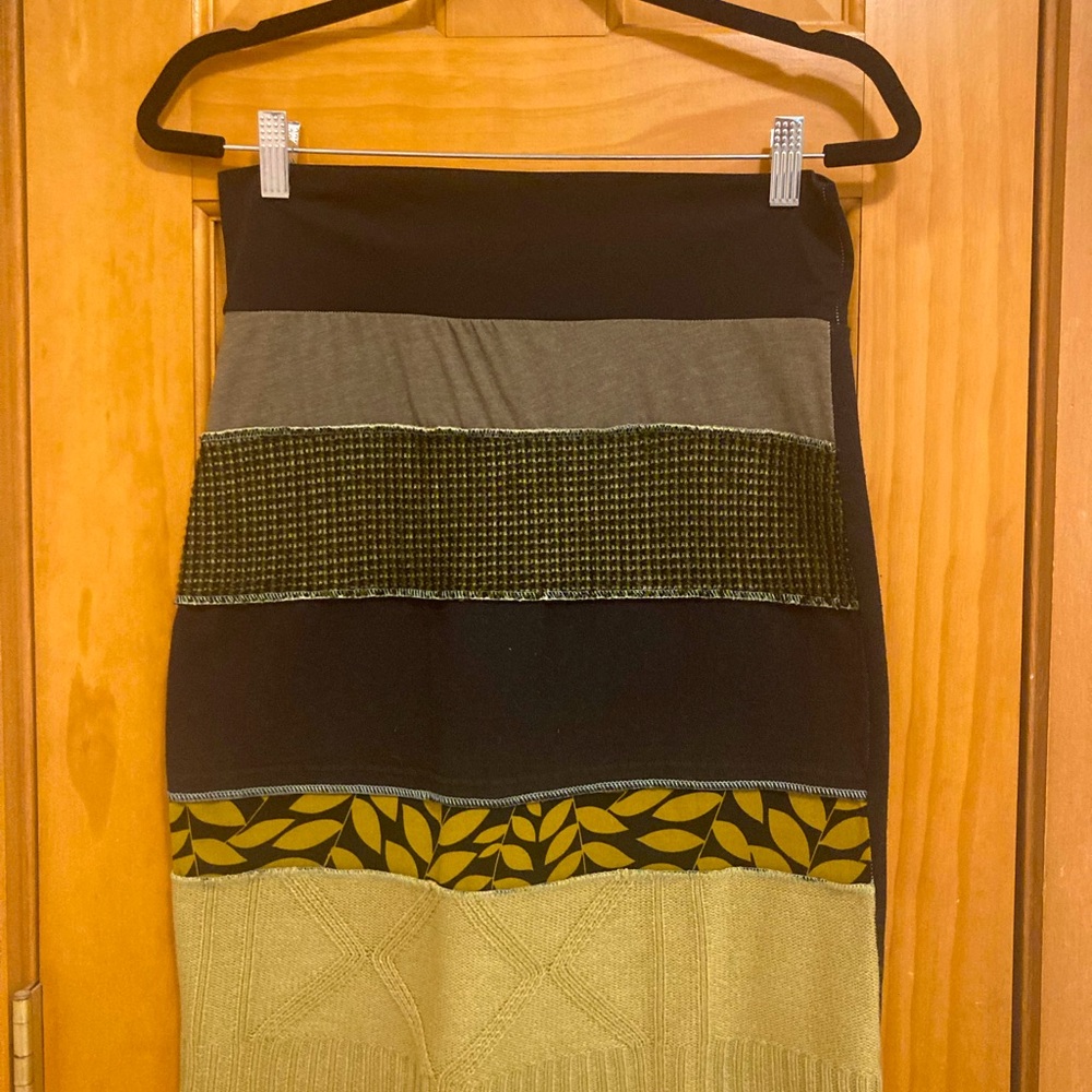 Cute fall sweater skirt